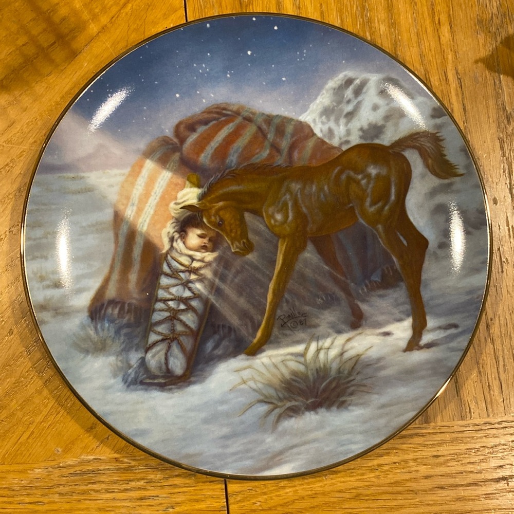 Perillo collector plate “Silent Light”
